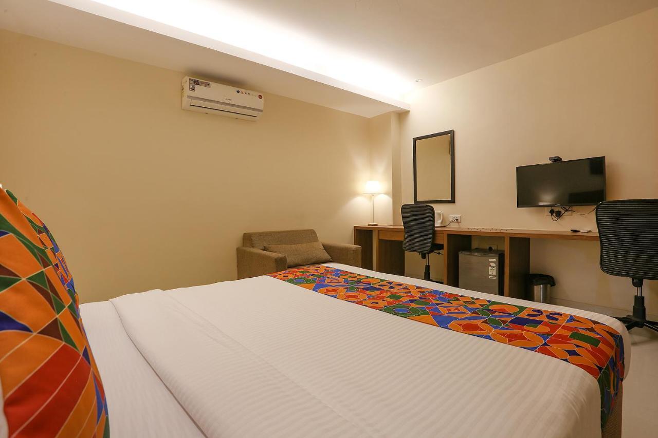 Fabhotel Royal International Mumbai Exterior foto